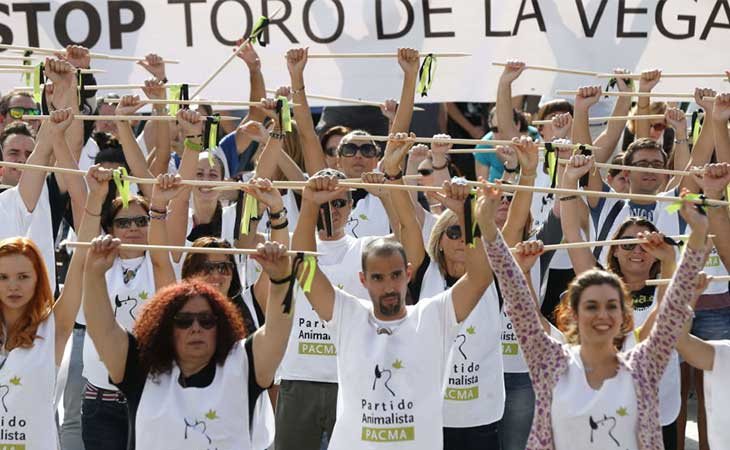 Manifestación del Pacma contra el Toro de la Vega