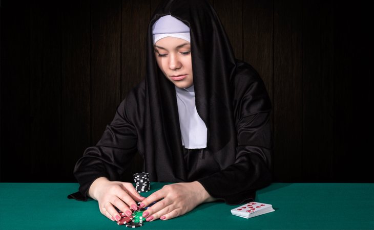 Según los abogados de la escuela, las monjas solían hacer viajes y frecuentaban casinos