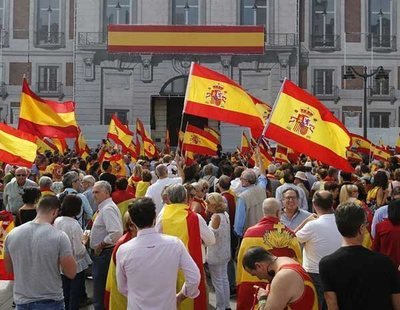 El orgullo de ser español desciende ocho puntos en la última década, según el CIS