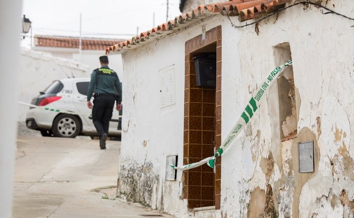 El asesino confeso habría introducido a Laura a la fuerza a su casa