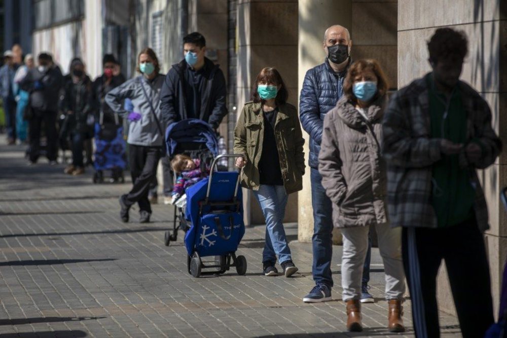 Sanidad notifica un muerto diario por coronavirus por tercera jornada consecutiva