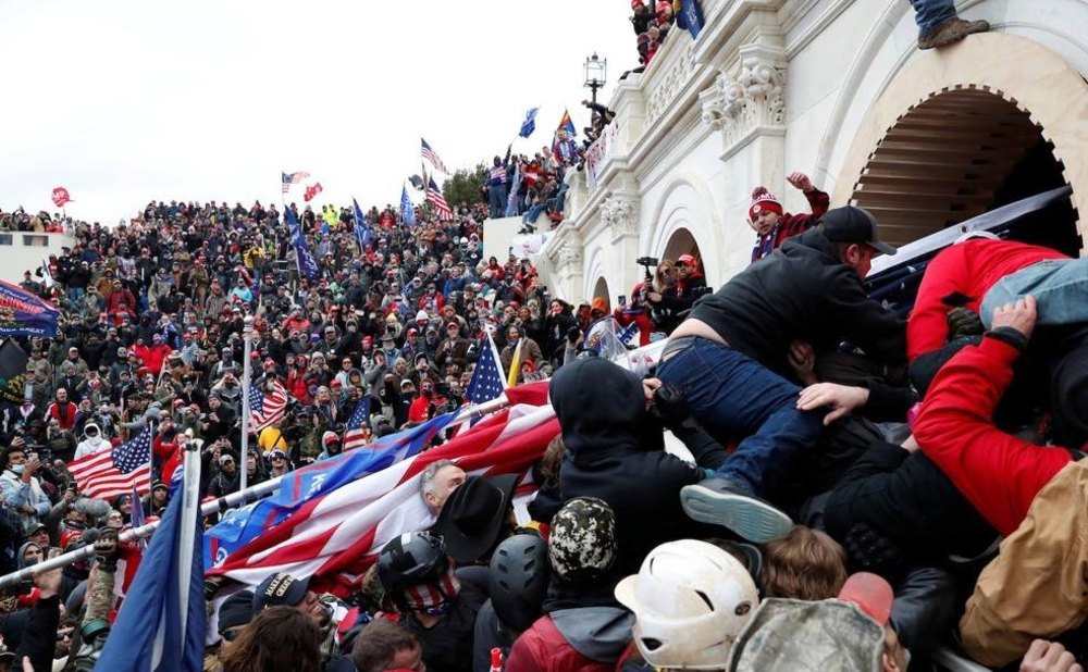 Ya hay cinco fallecidos en el asalto al Capitolio