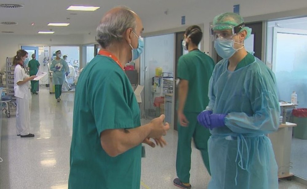 Los ingresos en hospitales por coronavirus siguen descendiendo