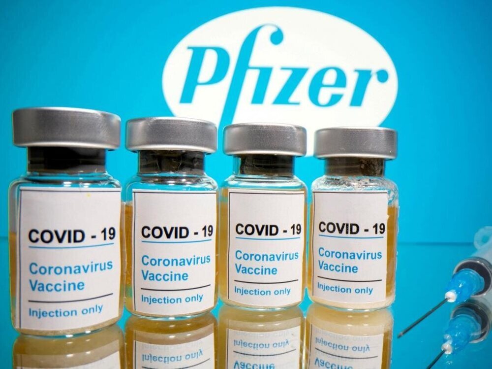 Pfizer aboga por una tercera dosis