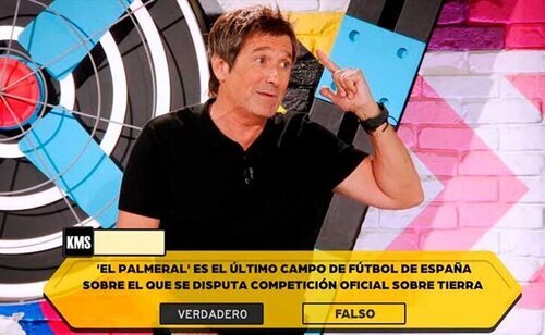 Antonio Hidalgo es uno de los presentadores más conocidos de la televisión murciana en la actualidad