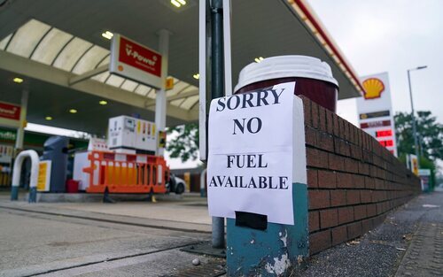 Gasolineras en Reino Unido se han visto sin combustible