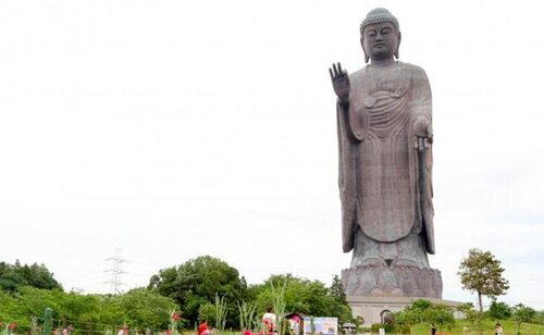 Buda de Ushiku Daibutsu