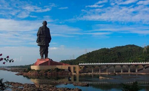 Estatua de la Unidad