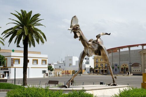 El gallo de acero de Sevilla