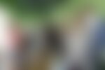 Los reyes Felipe VI y doña Letizia junto a sus hijas la Princesa Leonor y la infanta Sofía visitando un centro de refugiados ucranianos, imagen de sustitución