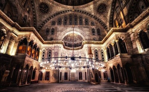 Interior de la mezquita del Sultán Ahmed (Estambul, Turquía)