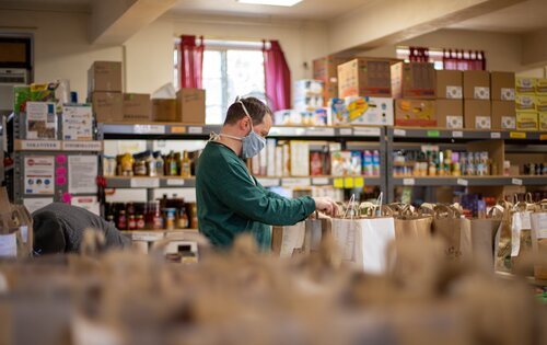 Un banco de alimentos