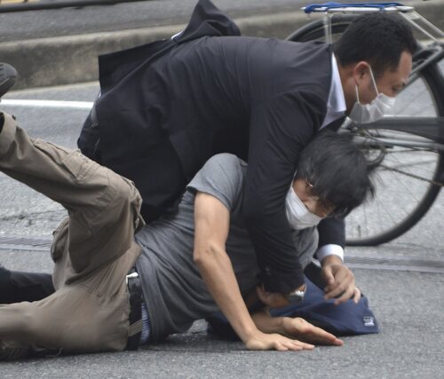 Detención del sospechoso del asesinato del exprimir ministro de Japón, Shinzo Abe
