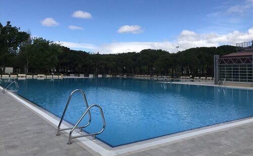 Piscina de Aluche