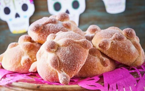 Pan de muerto, dulce típico de México por el día de Todos los Santos