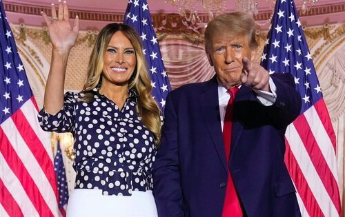 Donald Trump, junto a su mujer mujer Melania, anunciado su candidatura a las elecciones presidenciales de 2024