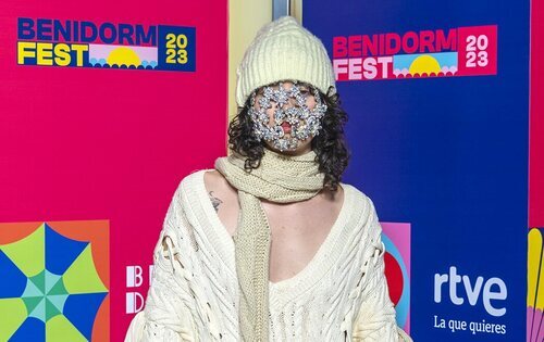 Alice Wonder en la apertura del Benidorm Fest 2023