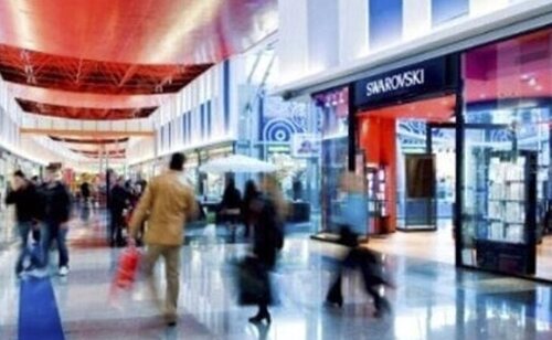 Centro comercial Plaza Imperial, en su momento de apogeo