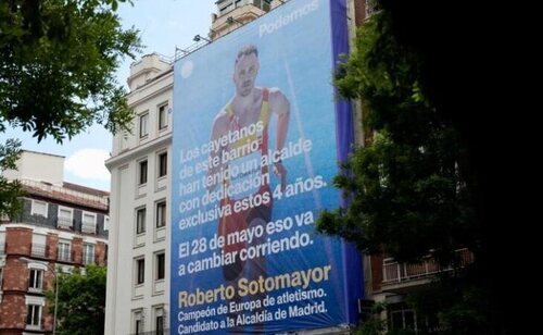 Cartel de Podemos en el barrio de Salamanca