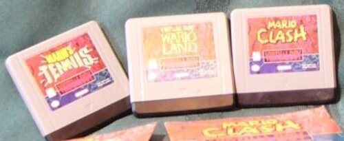 Algunos videojuegos en cartuchos para la Game Boy