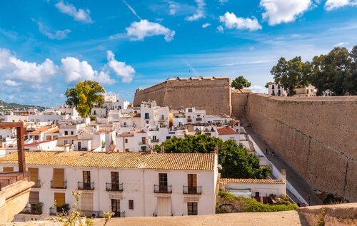 Vista de la ciudad de Ibiza desde el castillo