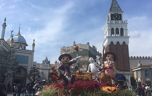 Una de las gabalgatas que ocurren en Everland