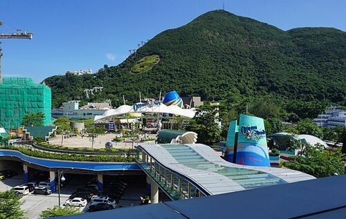 La vista del Ocean Park separado por la montaña