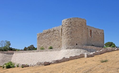 Castillo de los Zapata