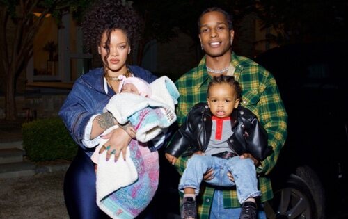 Rihanna y su pareja A$AP Rocky, junto a sus dos hijos, RZA y Riot