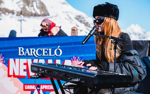 Belén Aguilera en pleno concierto en Nevalia 2024