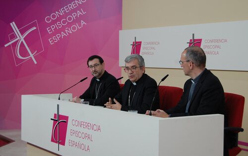 Luis Argüello en rueda de prensa tras ser elegido nuevo presidente de la Conferencia Episcopal Española