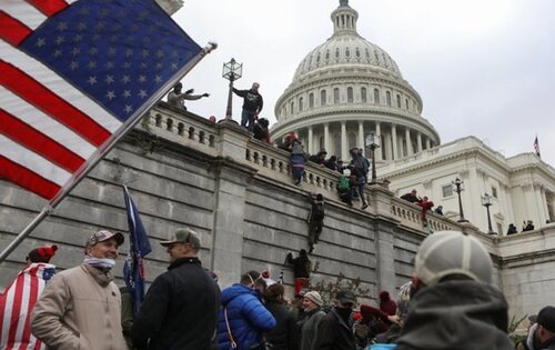 Asalto al Capitolio de Estados Unidos por seguidores de Trump, el 6 de enero de 2021