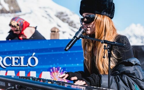 Belén Aguilera en el concierto ofrecido en Nevalia, desde Formigal