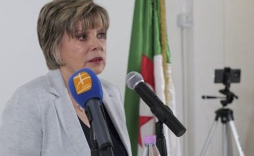 Zoubida Assoul, candidata de Union Pour le Changement et le Progrès a la presidencia de Argelia