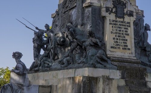 Monumento a los Héroes del 2 de mayo