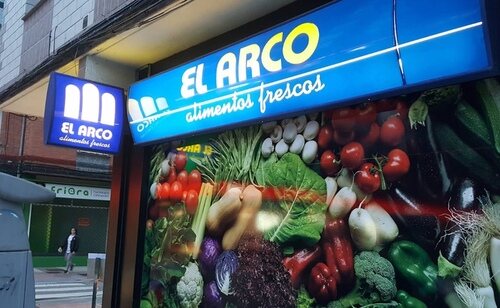 La cadena de supermercados El Arco cierra todas sus tiendas