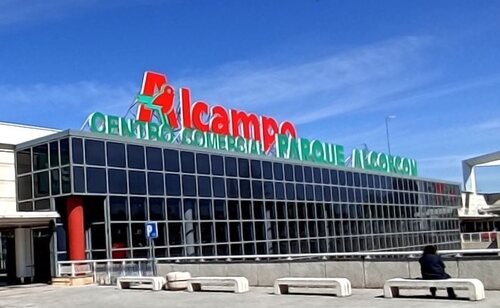 El plan de reconversión de Alcampo también afecta a sus centros comerciales