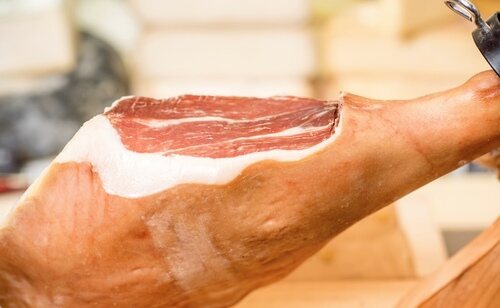 El jamón serrano se ha alzado como un producto básico en nuestra gastronomía