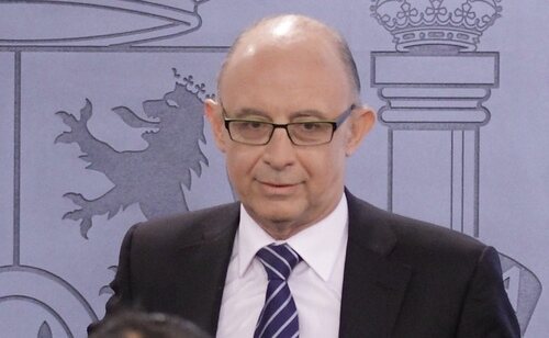 Cristóbal Montoro está imputado por haber beneficiado presuntamente a empresas gasistas desde Hacienda