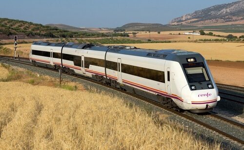 Los fuertes retrasos impidieron que la viajera pudiera completa su plan de transporte