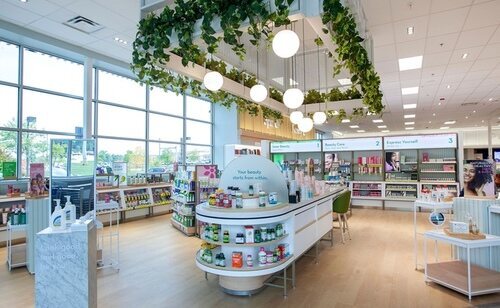 Interior de una tienda Rite Aid