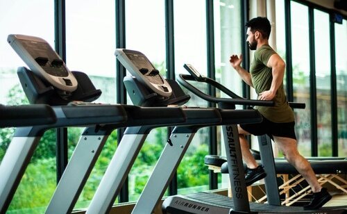 Muchas personas aprovechan la llegada de septiembre para apuntarse a un gimnasio