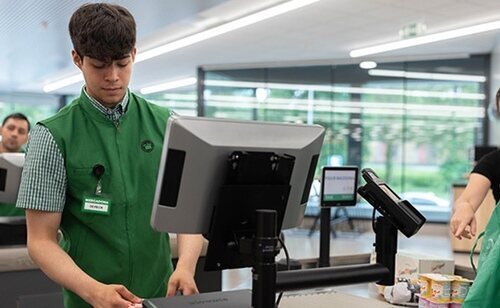 Mercadona está buscando personal para reforzar la plantilla de sus supermercados