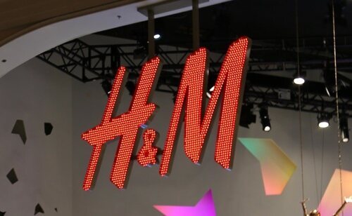 La multinacional H&M tiene el reto de adaptarse a las nuevas tendencias del retail