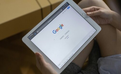 La Comisión Europea podría imponer multas millonarias a Google