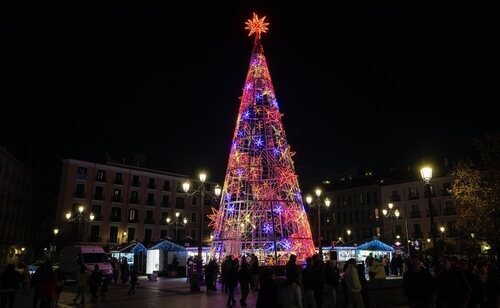 El árbol de Navidad que se instalará en la plaza de Ópera