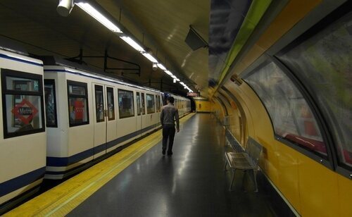 Metro de Madrid cambia sus horarios en Nochevieja 2025 y Año Nuevo 2026