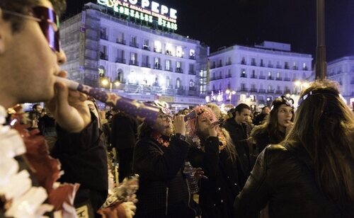 La celebración de la Nochevieja en Puerta del Sol es una tradición plenamente arraigada