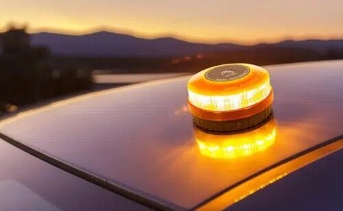 La baliza V16 es obligatoria en España desde el 1 de enero de 2026