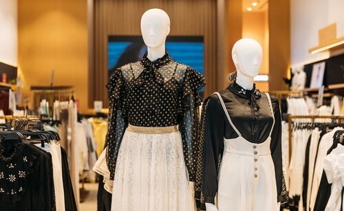 El cierre de los establecimientos responde a un completo reposicionamiento comercial